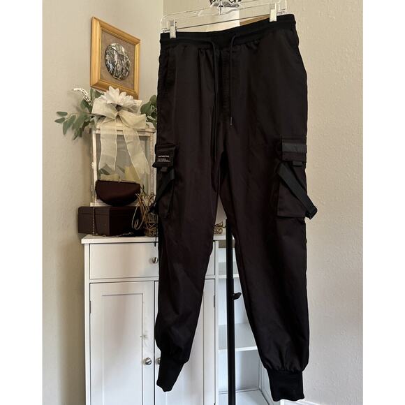 Black Jogger Pants Size M Flight Woven Elastic And Tie Waist Pockets Oversized - Picture 1 of 15